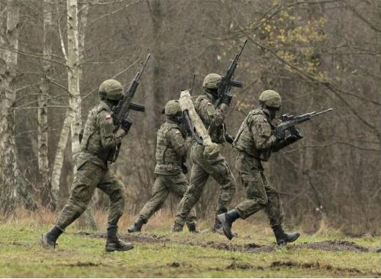 打起來了！美國波蘭兩國軍演變斗毆，多名波蘭軍人被錘爆【潤康】磨煤機(jī)磨輥對此看法